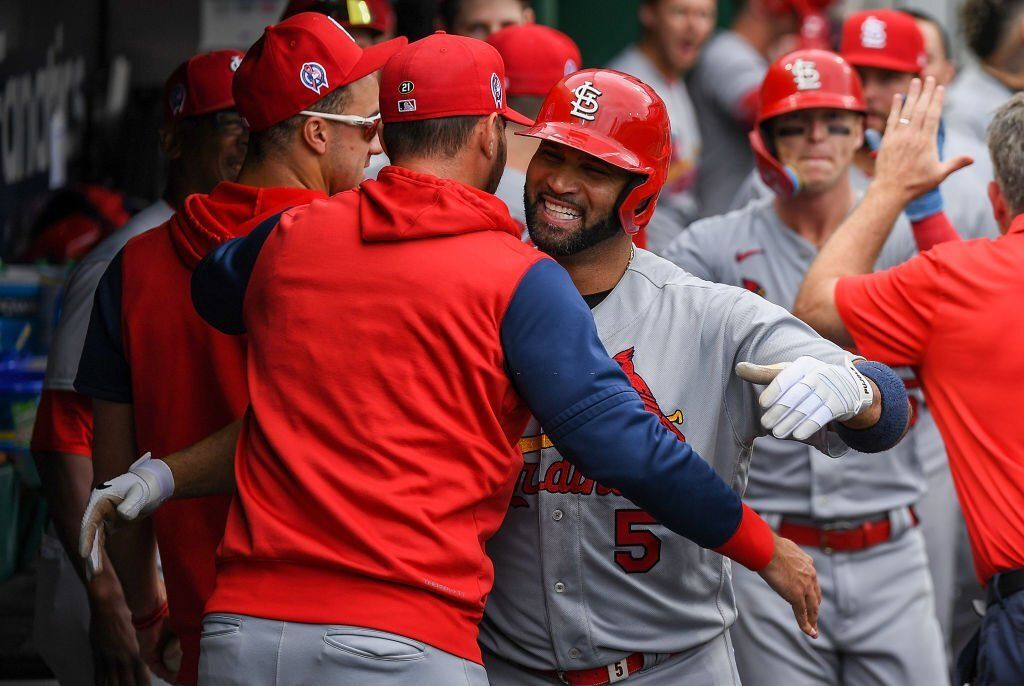 Albert Pujols continues to defy father time, hits a go-ahead 2-run homerun to claim sole possession for 4th most homeruns in MLB history